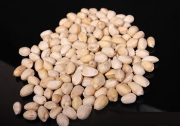 Differences between Mechanical and Natural open pistachio?